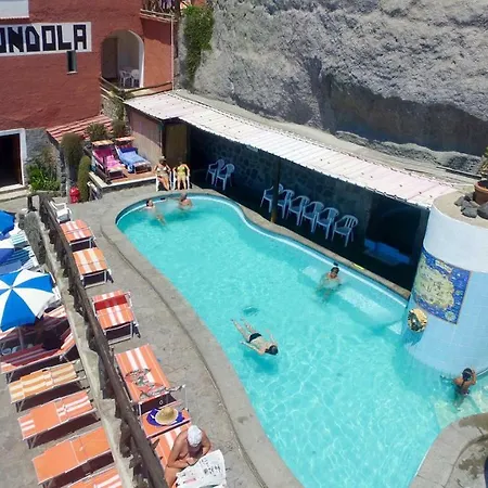 La Gondola Hotel Barano dʼIschia